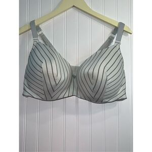Cacique Underwire Bra Women’s 42DDD Gray And Cream Stripped Lightly Padded